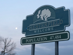welcome to chesterfield, mo sign